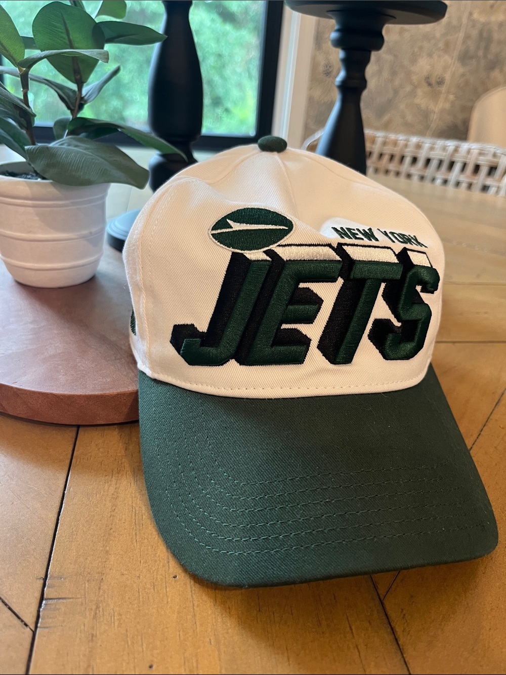 New York Jets Two-Tone Baseball Cap - White and Green
